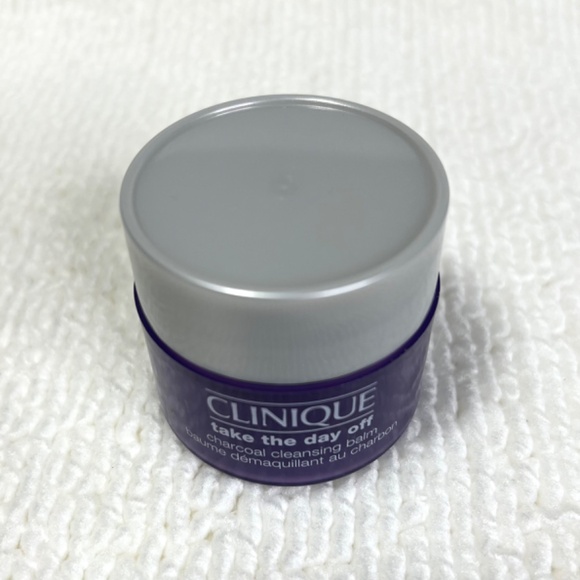 🔥Pick 5 for $25🔥 Clinique Take The Day Off Charcoal Cleansing Balm mini - Picture 2 of 6